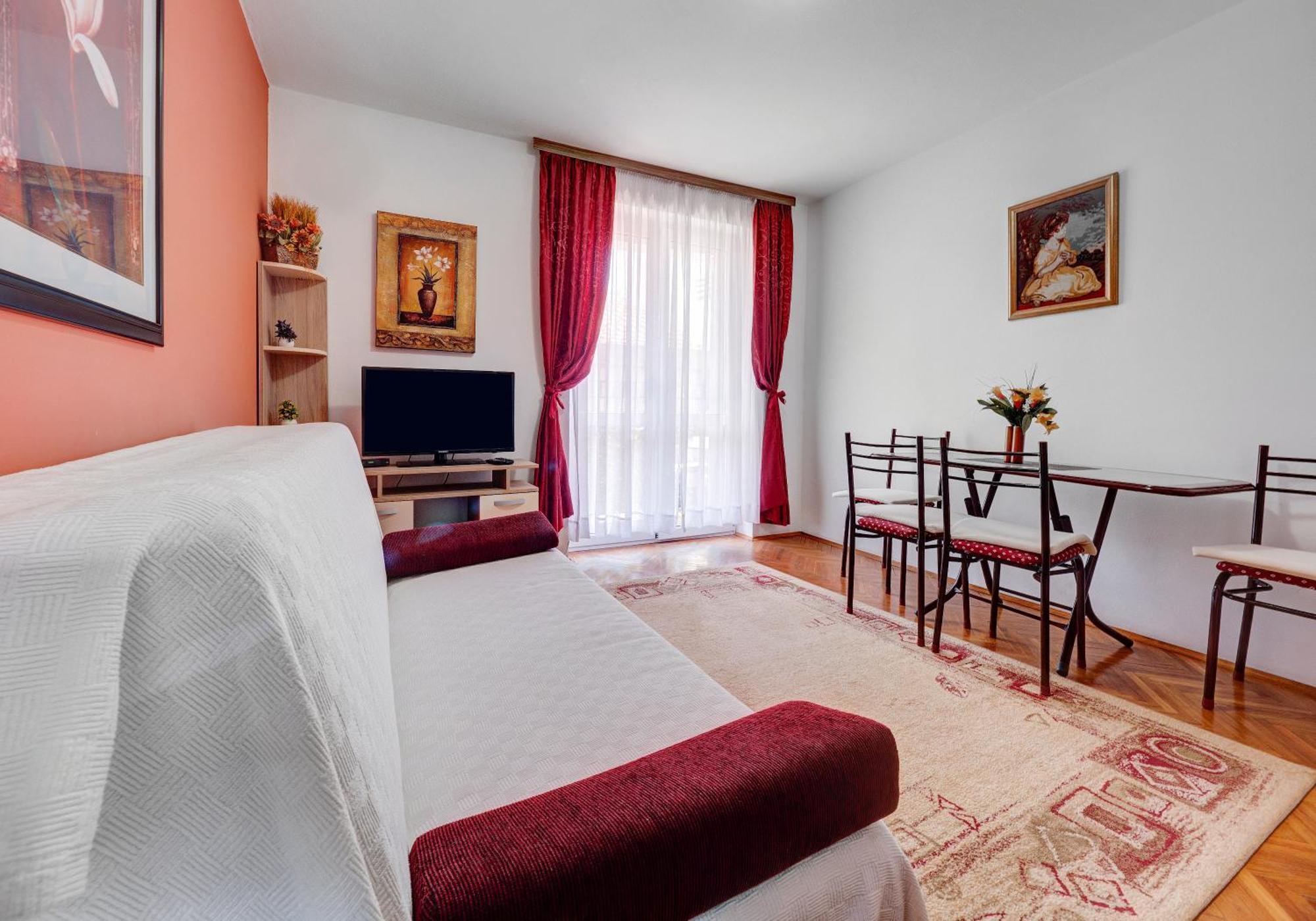 Apartments Marina سفيتي ستيفان المظهر الخارجي الصورة