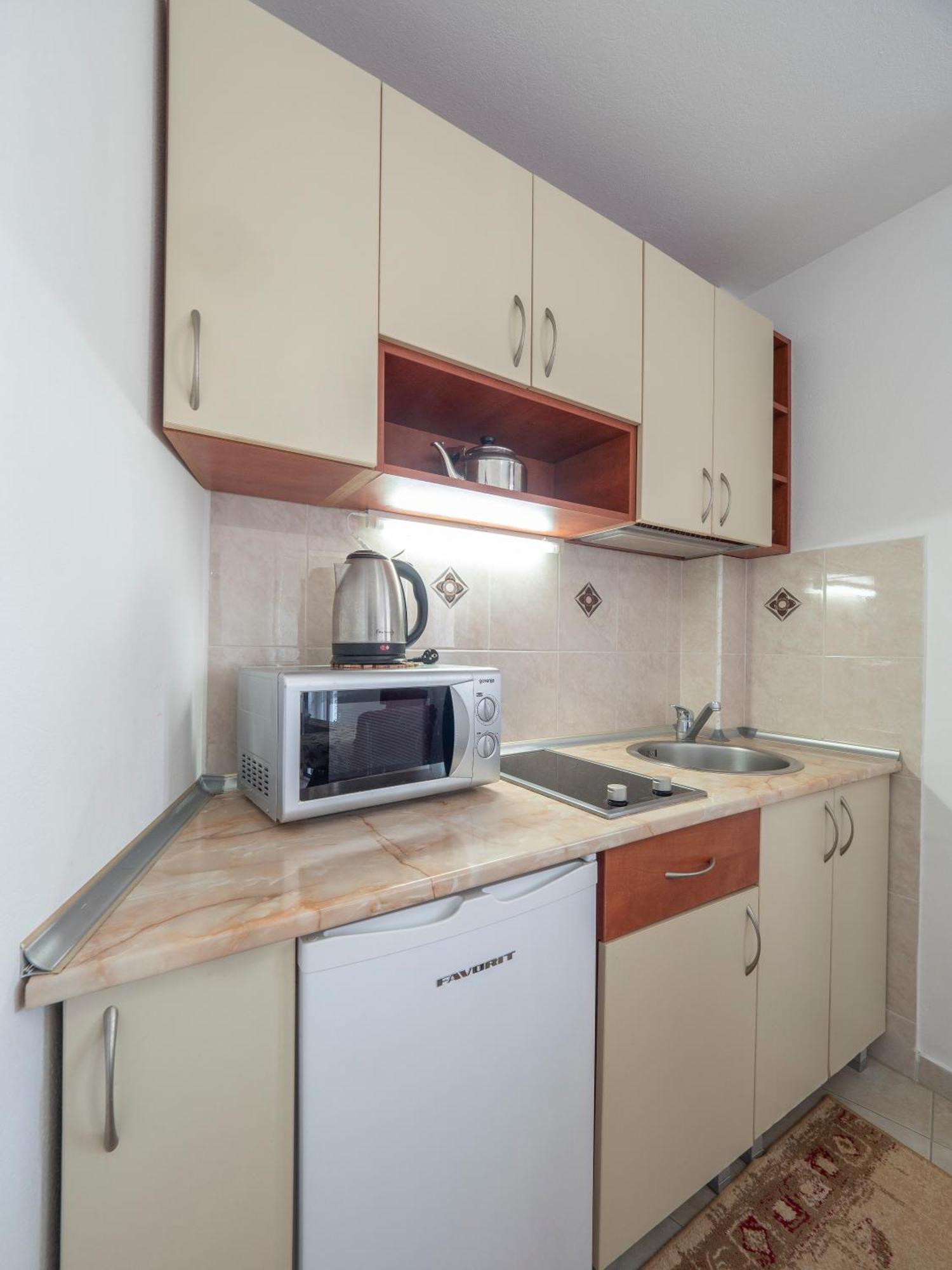 Apartments Marina سفيتي ستيفان المظهر الخارجي الصورة