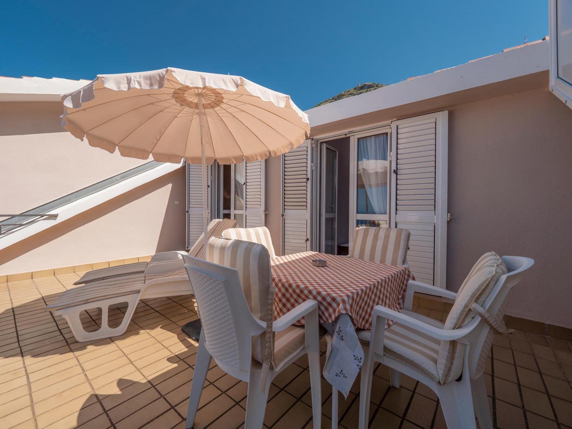 Apartments Marina سفيتي ستيفان المظهر الخارجي الصورة