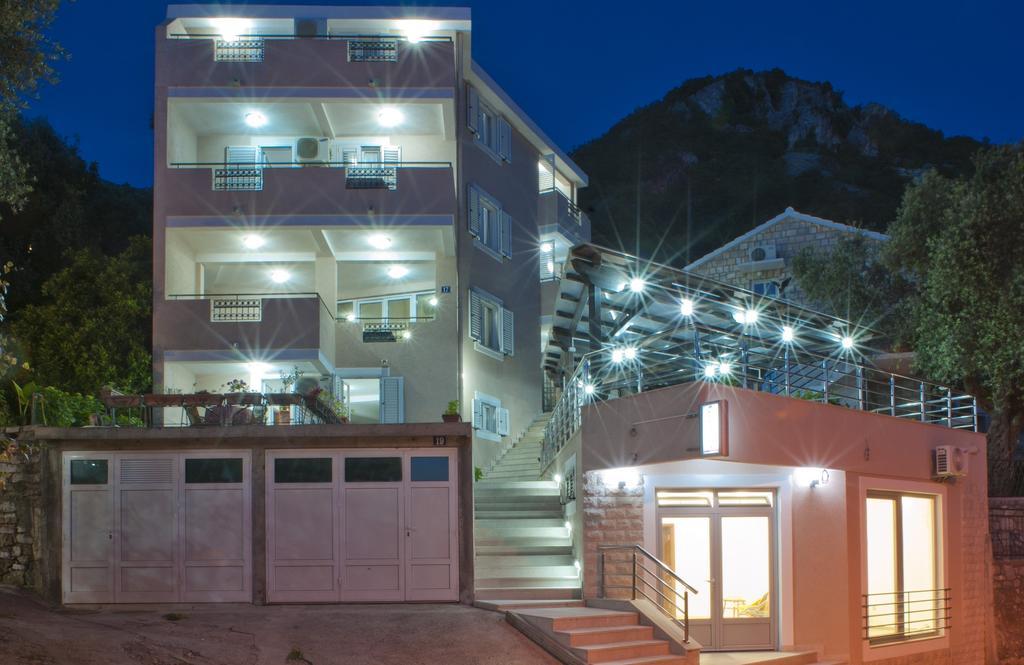 Apartments Marina سفيتي ستيفان المظهر الخارجي الصورة